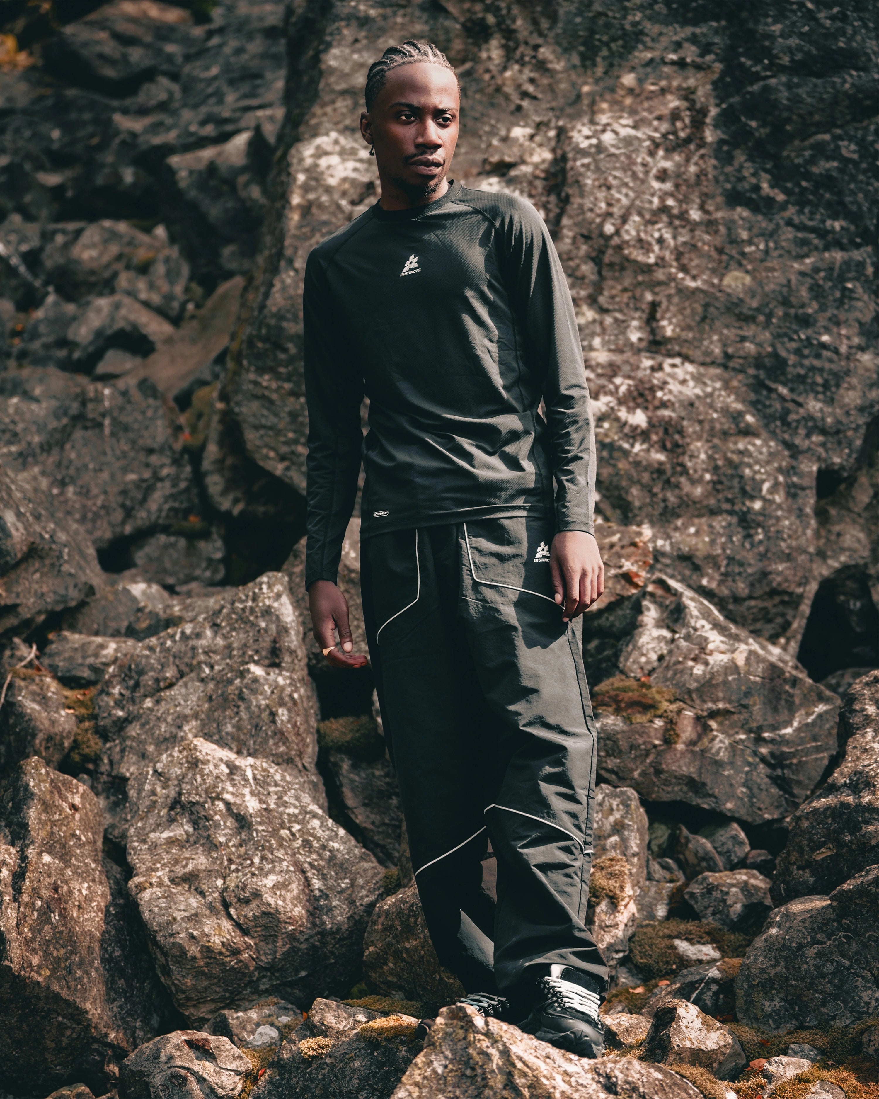 LONGSLEEVE TEE ACTIVEWEAR BLACK